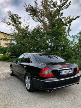 Mercedes-Benz E 320, снимка 5