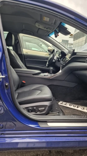 Toyota Camry, снимка 15 - Автомобили и джипове - 53650268