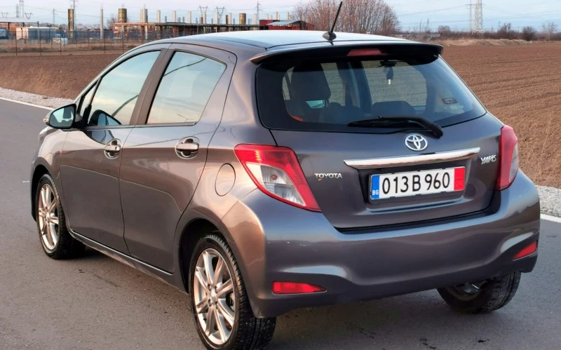 Toyota Yaris 1.4 d4d , снимка 5 - Автомобили и джипове - 45026658