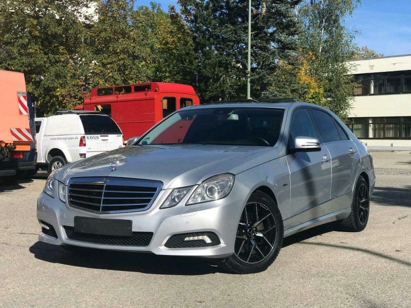 Mercedes-Benz E 350 BlueEFFICIENCY, снимка 1 - Автомобили и джипове - 46925545