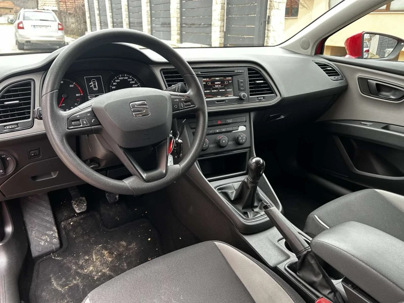 Seat Leon 1.6tdi, снимка 11 - Автомобили и джипове - 48747046