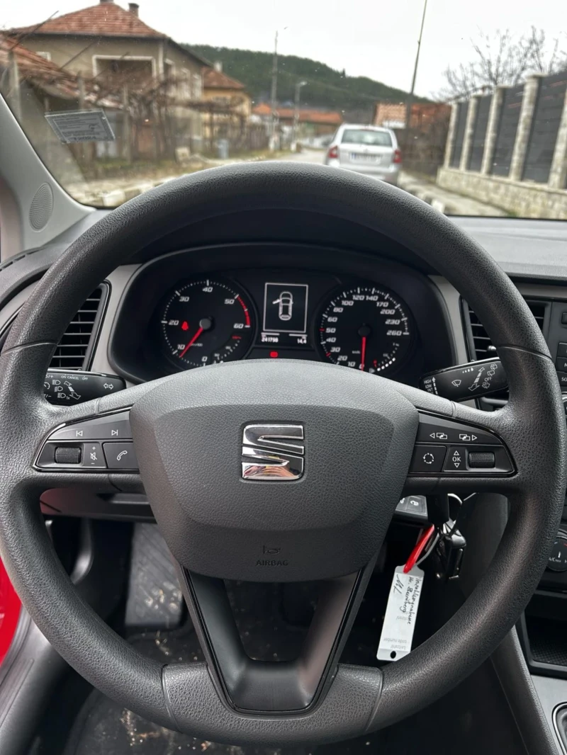 Seat Leon 1.6tdi, снимка 12 - Автомобили и джипове - 48194168