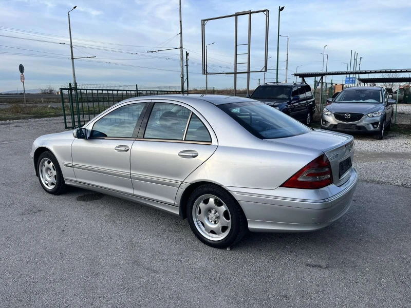 Mercedes-Benz C 220 CDI AVANGARDE, снимка 9 - Автомобили и джипове - 48400898