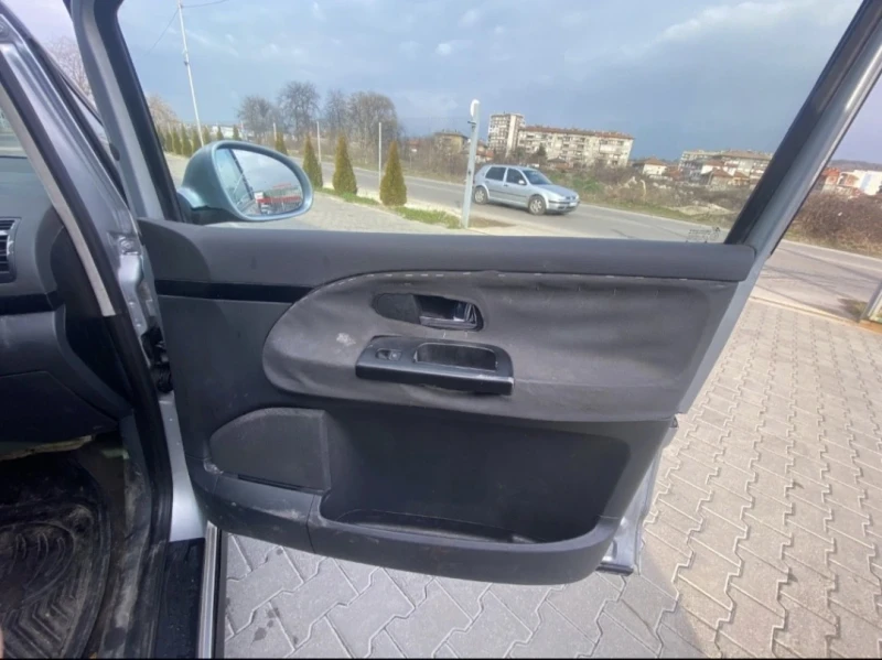 VW Sharan, снимка 10 - Автомобили и джипове - 49222065