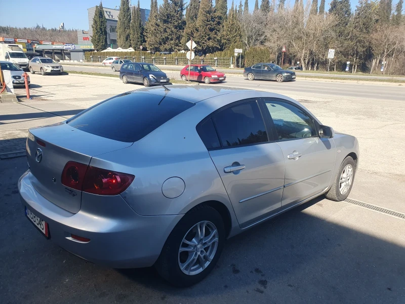 Mazda 3 1, 6 бензин 101 к.с, снимка 6 - Автомобили и джипове - 49401823