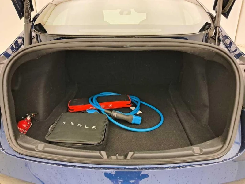 Tesla Model 3 Европейска Гаранция, снимка 7 - Автомобили и джипове - 50393823