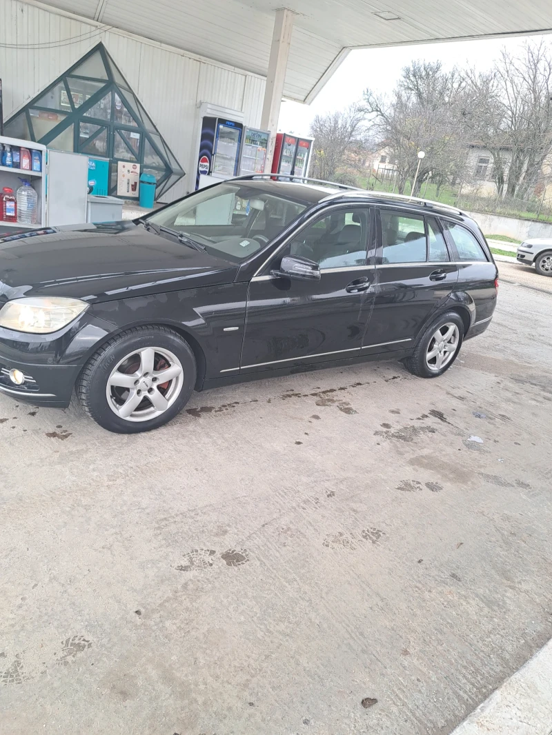 Mercedes-Benz C 220 2.2 170кс, снимка 2 - Автомобили и джипове - 52717928