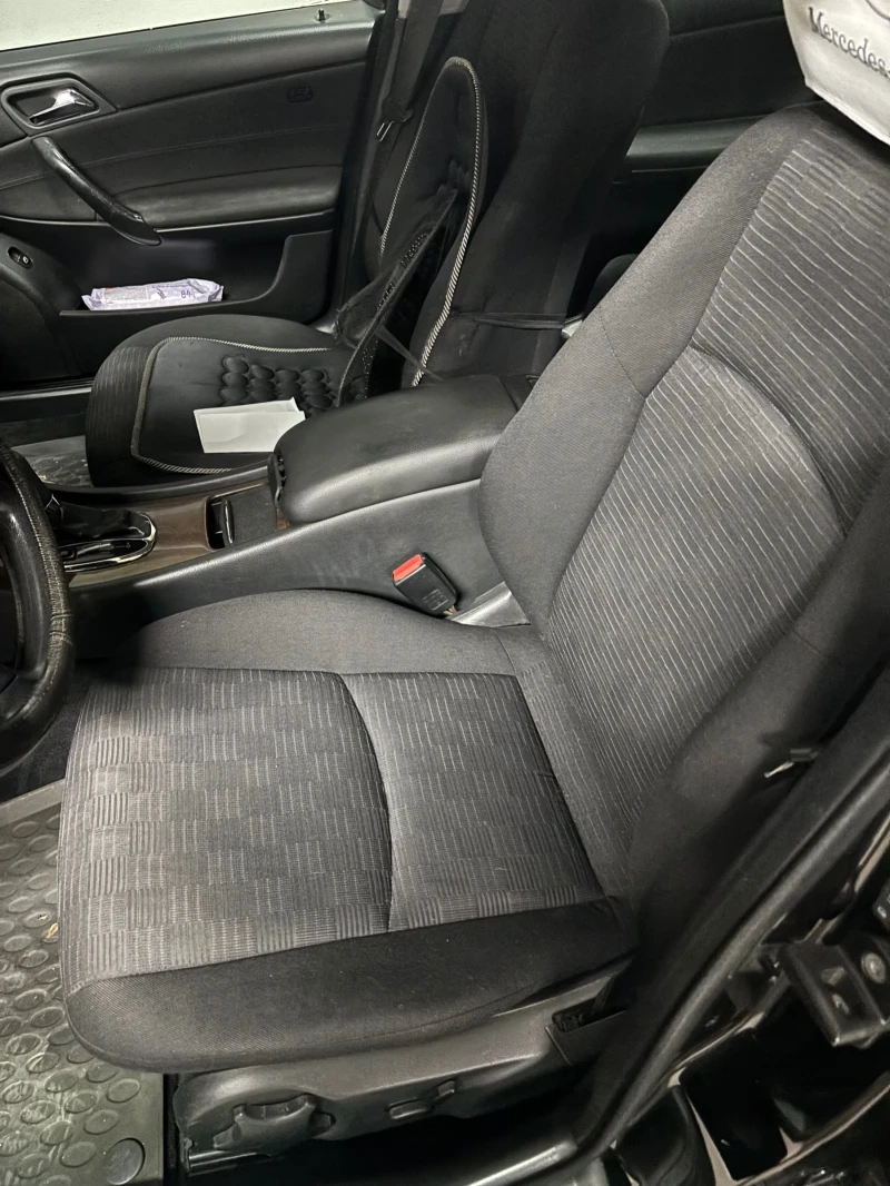 Mercedes-Benz C 220 CDI, снимка 7 - Автомобили и джипове - 52849999