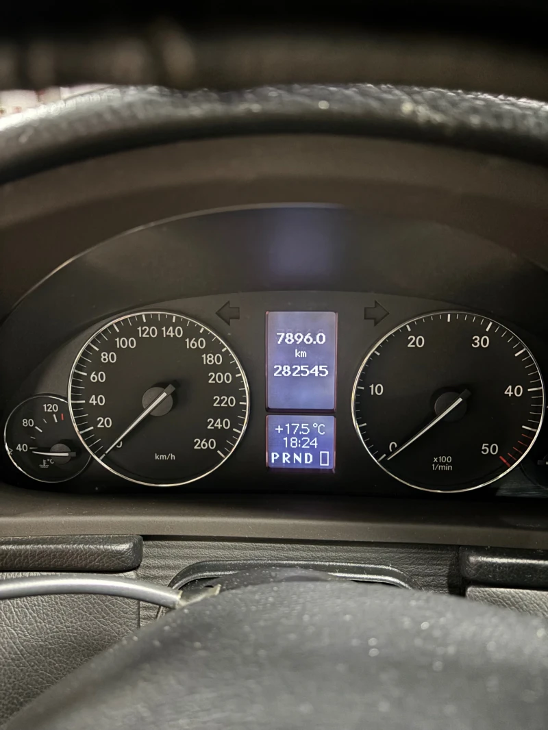 Mercedes-Benz C 220 CDI, снимка 8 - Автомобили и джипове - 52849999