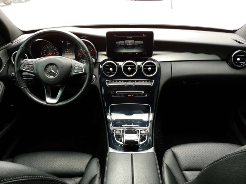 Mercedes-Benz C 300 * CARFAX * ЦЕНА ДО БГ, снимка 11 - Автомобили и джипове - 53173407