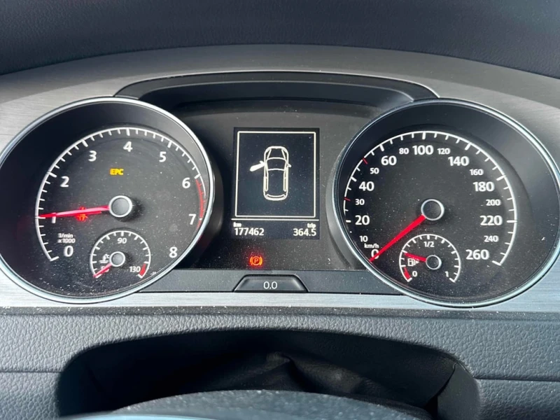 VW Golf * 5dr HB Man 1.8 TSI * CARFAX * ЦЕНА ДО БГ, снимка 8 - Автомобили и джипове - 53214525