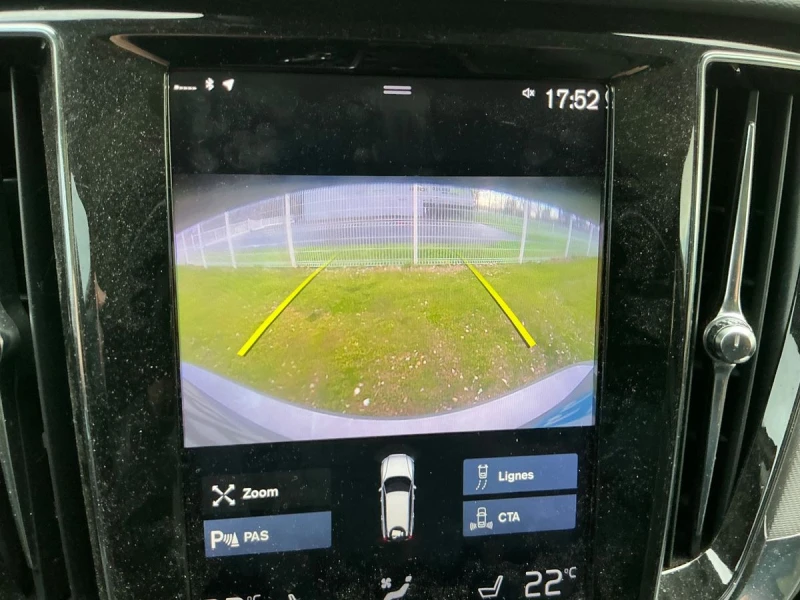 Volvo V60 D4 Inscription/Pano/HarmanKardon/Подгрев, снимка 9 - Автомобили и джипове - 53530192