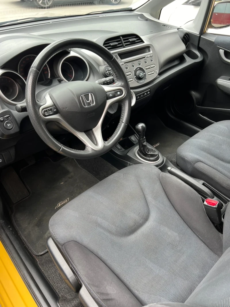 Honda Jazz 1.4 I-VITEC, снимка 9 - Автомобили и джипове - 47903919