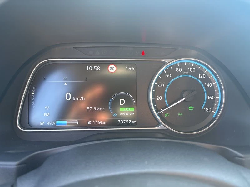 Nissan Leaf  110 kW Acenta, снимка 10 - Автомобили и джипове - 54423579