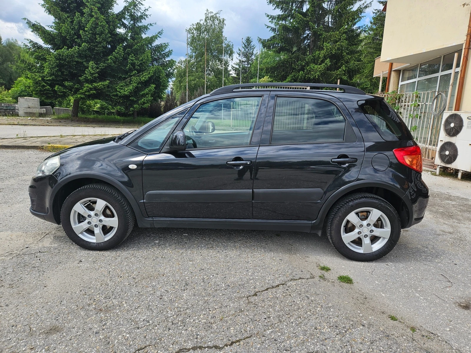 Suzuki SX4 1.6 БЕНЗИН 4х4 - изображение 4