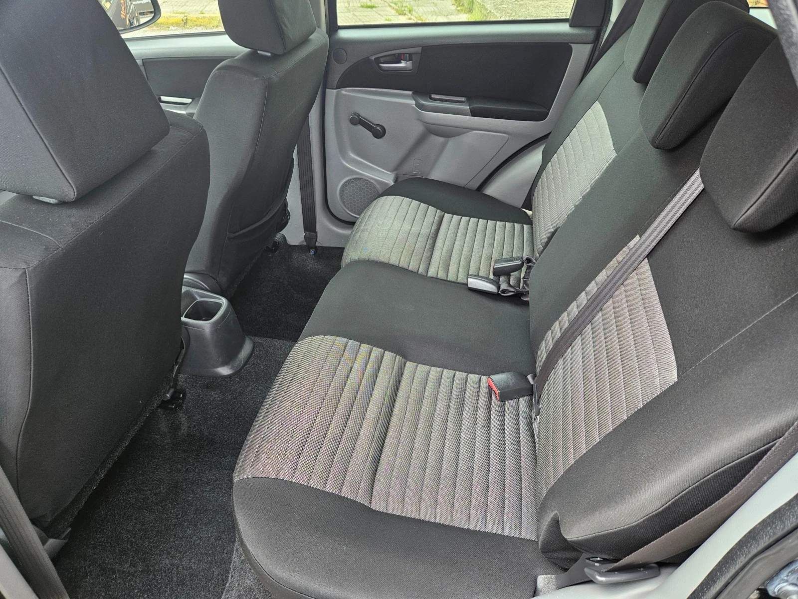 Suzuki SX4 1.6  44 /  | Mobile.bg   15