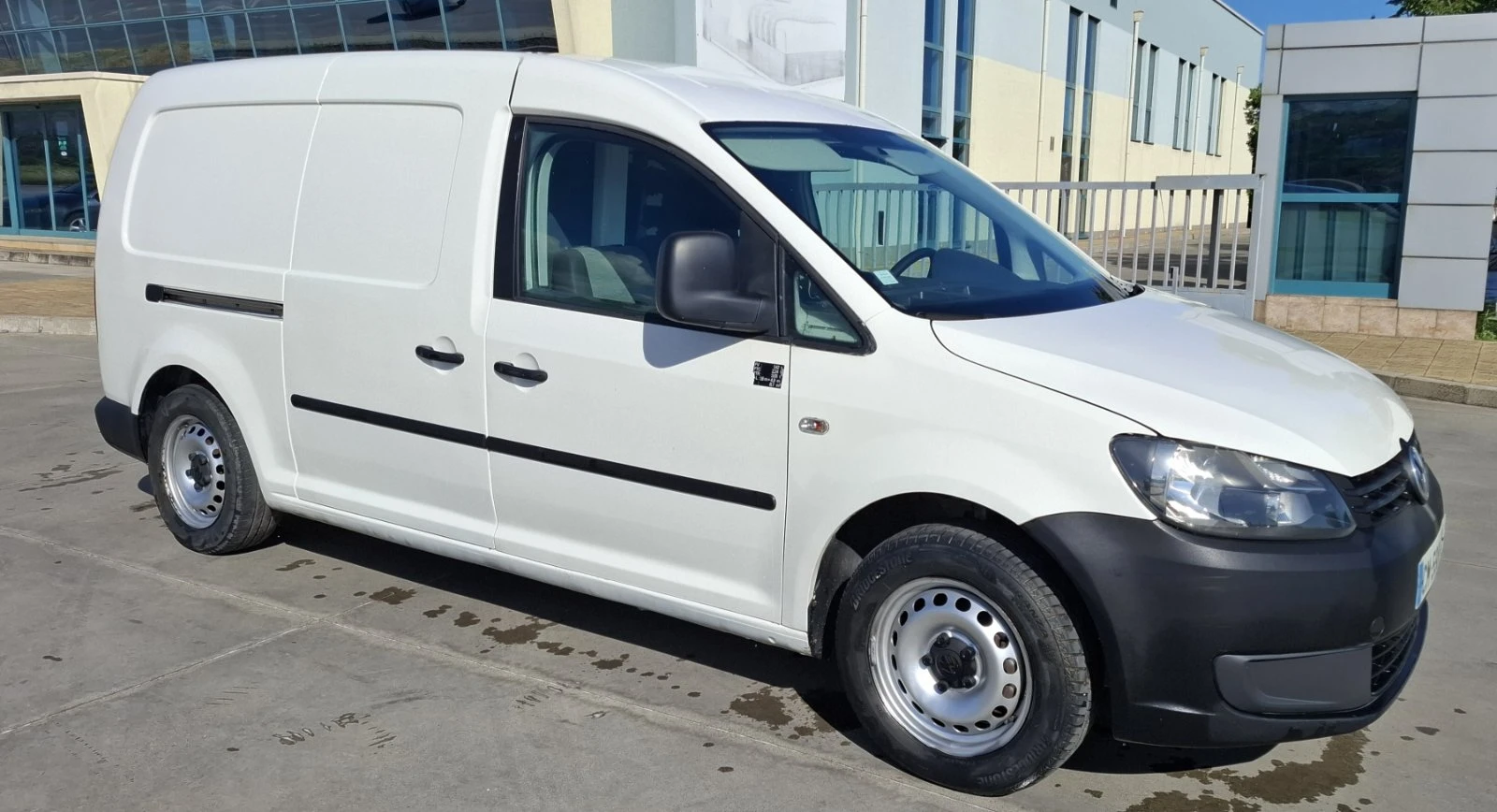 VW Caddy, снимка 5 - Автомобили и джипове - 46734054