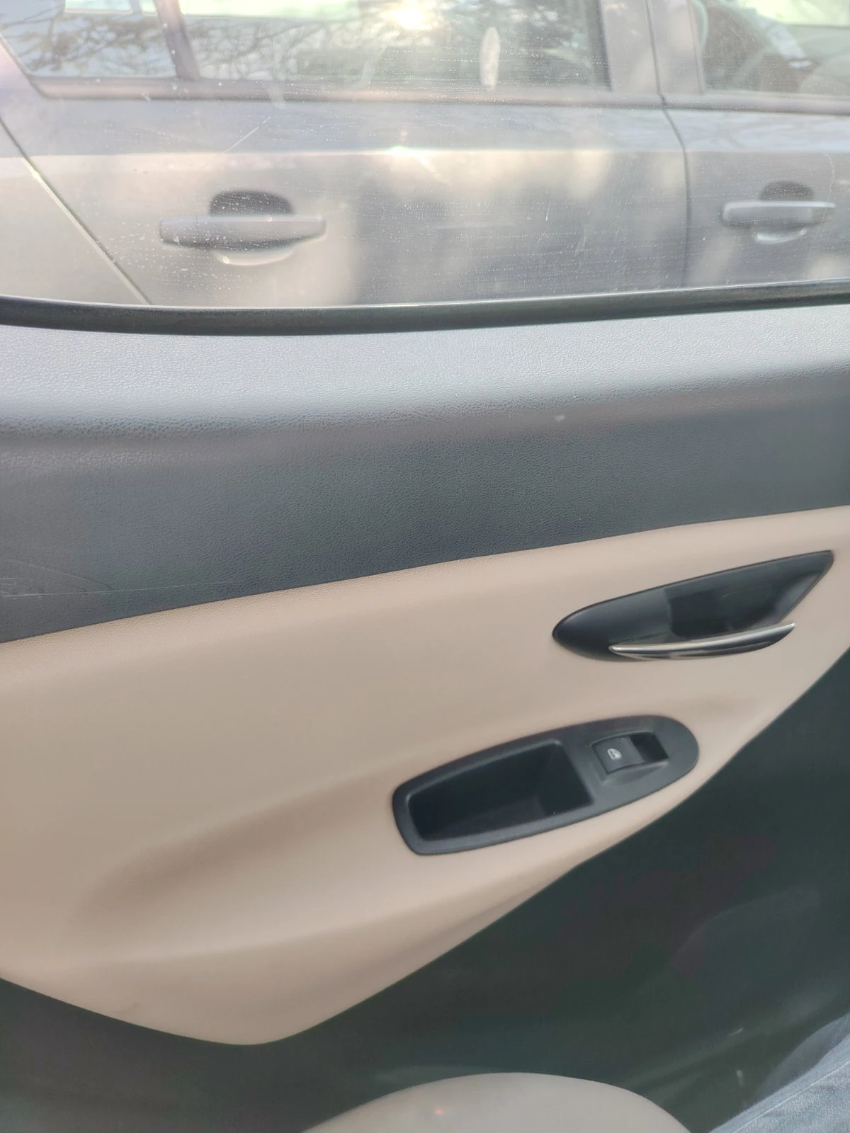 Lancia Ypsilon Twinair 0.9 turbo,   | Mobile.bg   11