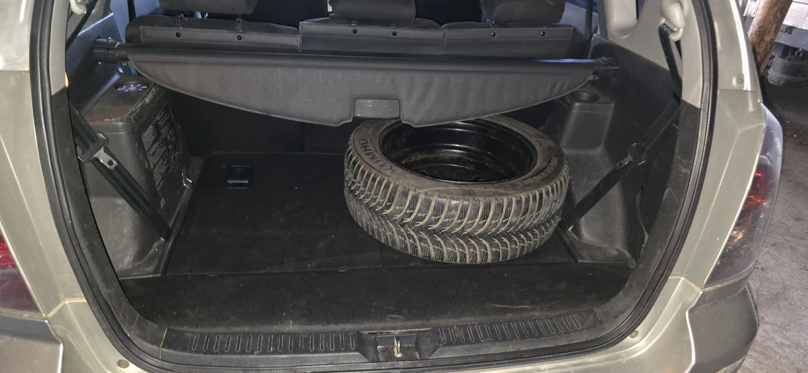 Toyota Corolla verso 1.8 LPC - изображение 10