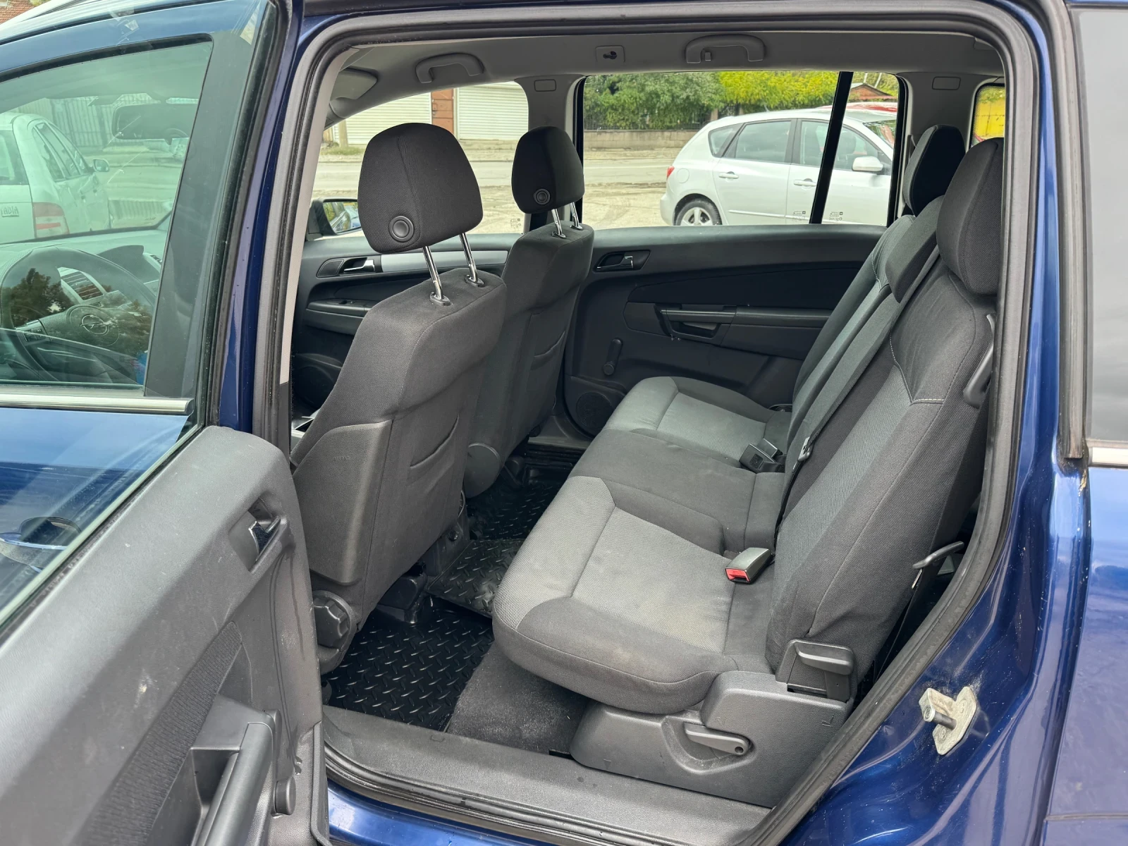 Opel Zafira  - изображение 9