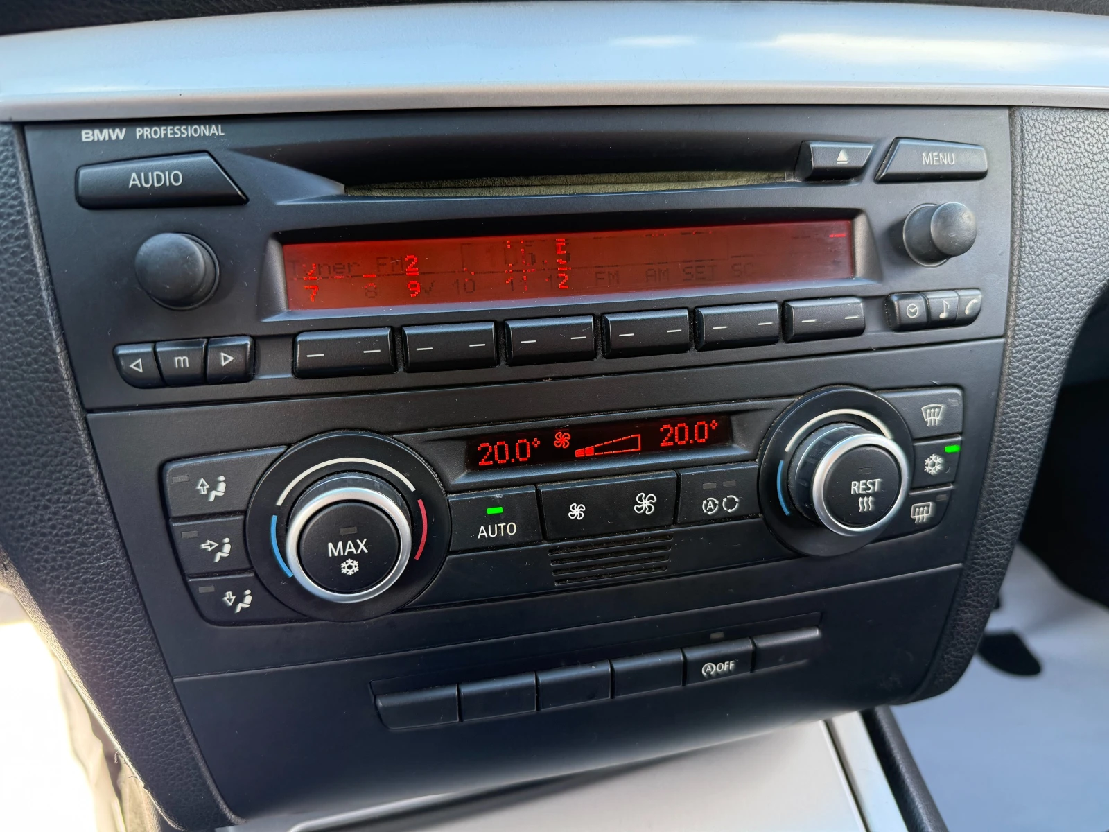 BMW 120 2.0d 177 ..  | Mobile.bg   12