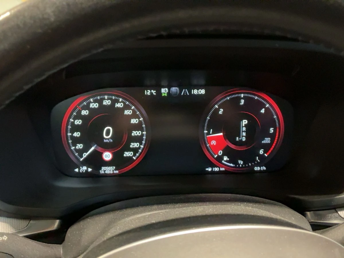 Volvo V60 D4 Inscription/Pano/HarmanKardon/������� | Mobile.bg � ����������� 8