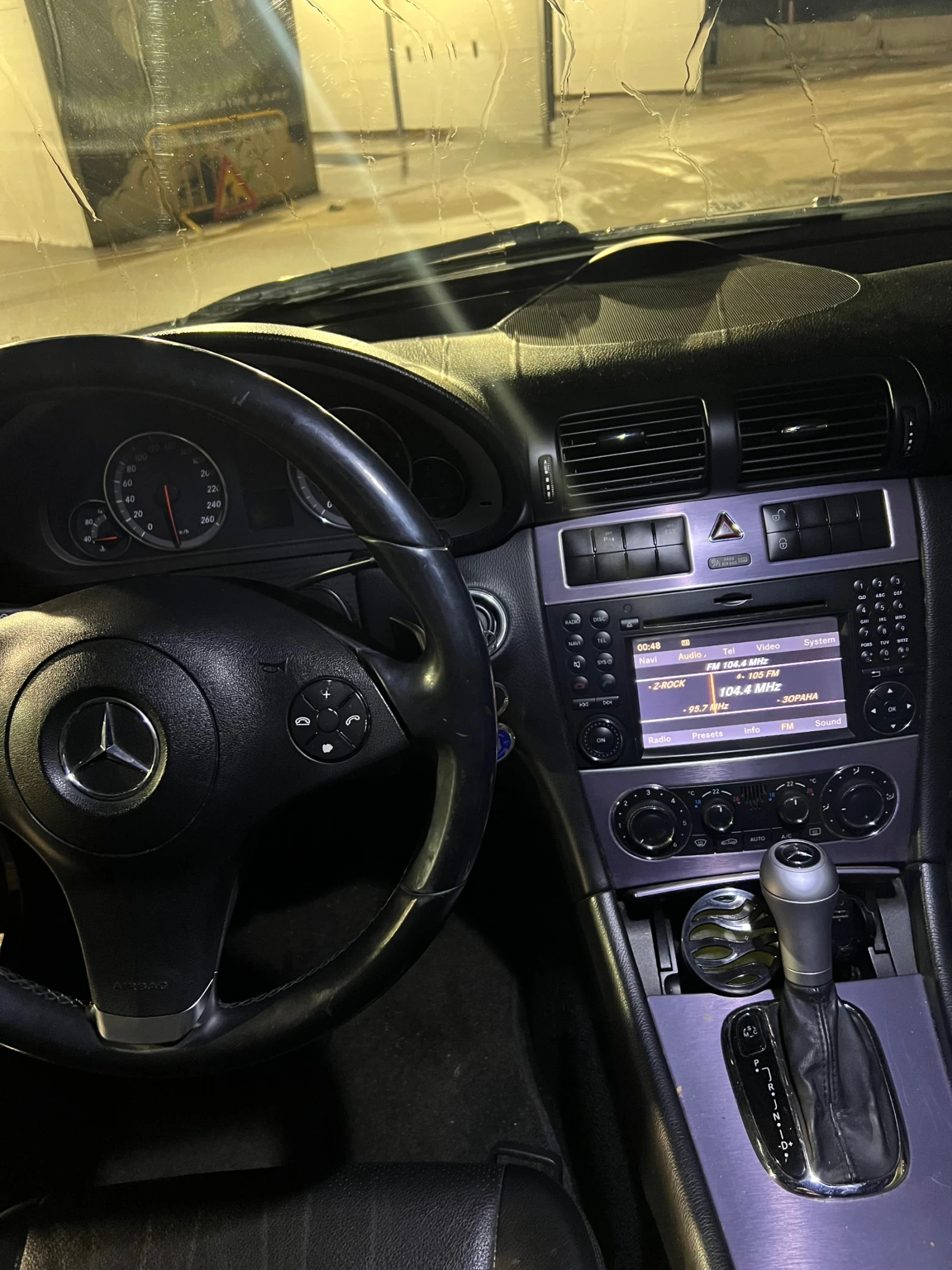 Mercedes-Benz CLC 220 Sport Edition, снимка 10 - Автомобили и джипове - 53979422