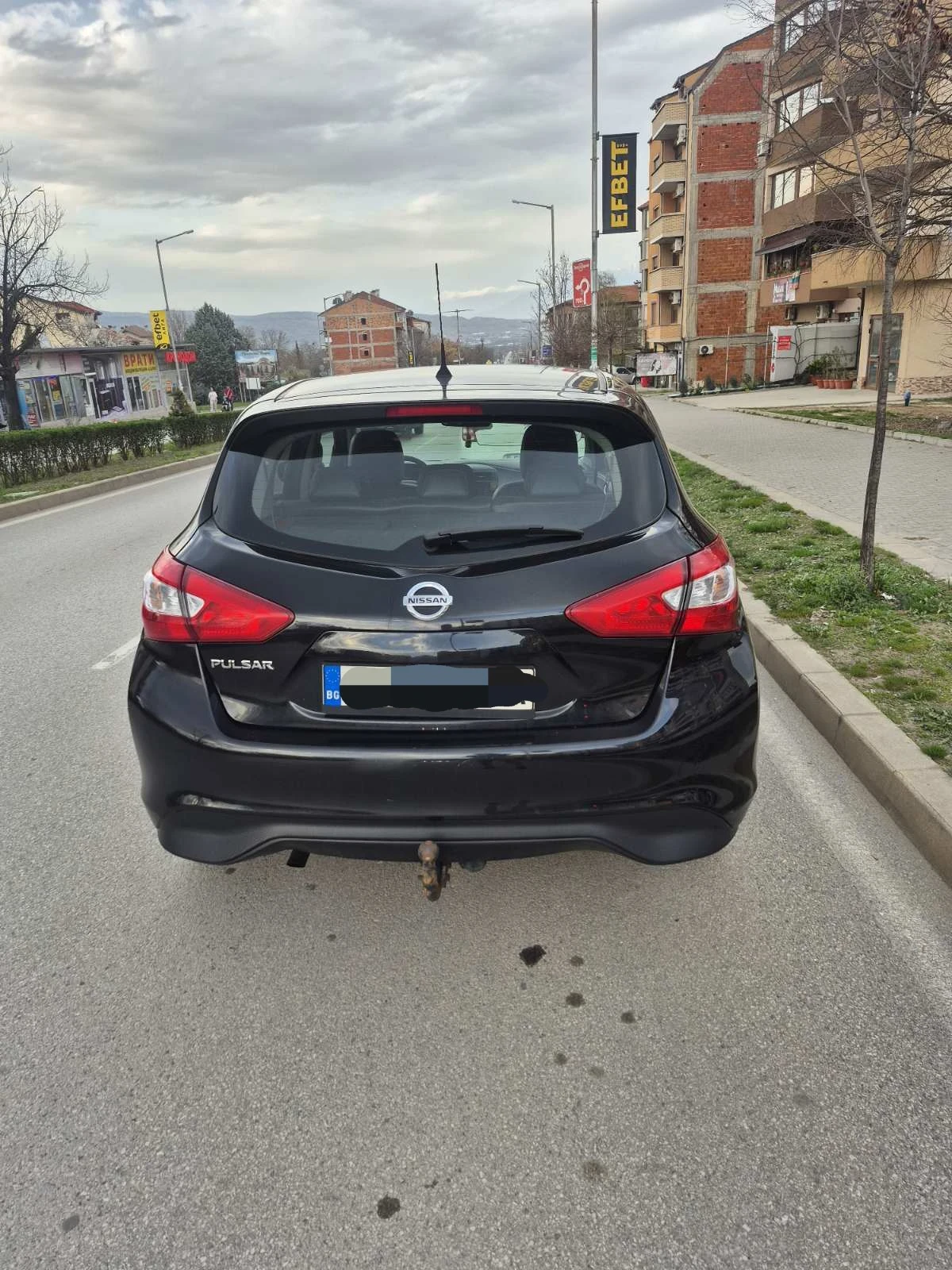 Nissan Pulsar 1.2 Turbo, снимка 8 - Автомобили и джипове - 54059034