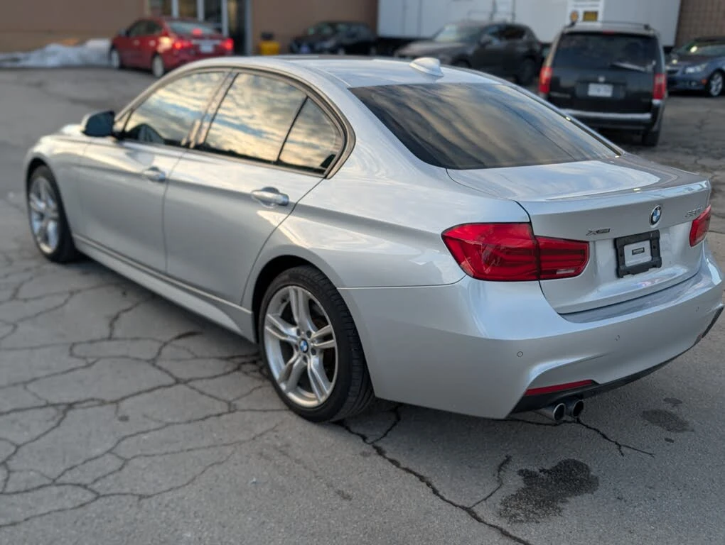 BMW 330 i* XDRIVE* MPACK* КОЖА* 360* ШИБИДАХ* КЕЙЛЕС , снимка 4 - Автомобили и джипове - 54204742