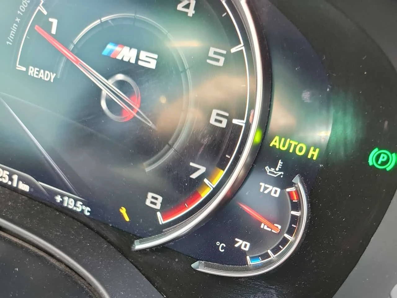 BMW M5 * Sedan * PANO* KEYLESS* ПОДГРЕВ* , снимка 10 - Автомобили и джипове - 54491551