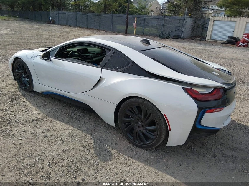 BMW i8 * ������ ����* CARFAX | Mobile.bg � ����������� 2