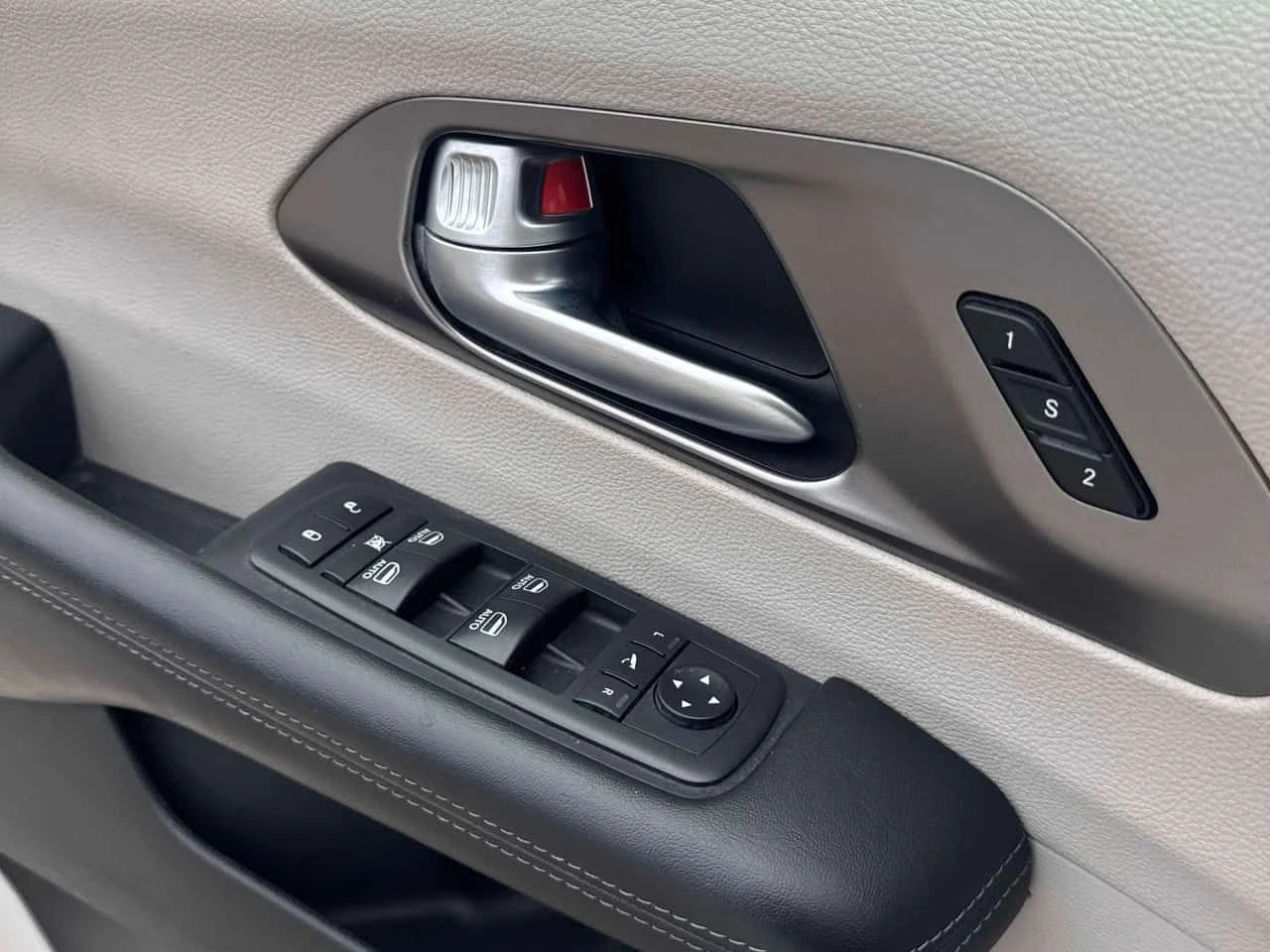 Chrysler Pacifica * Limited * ���������� ��� ������������ ������*    | Mobile.bg � ����������� 11