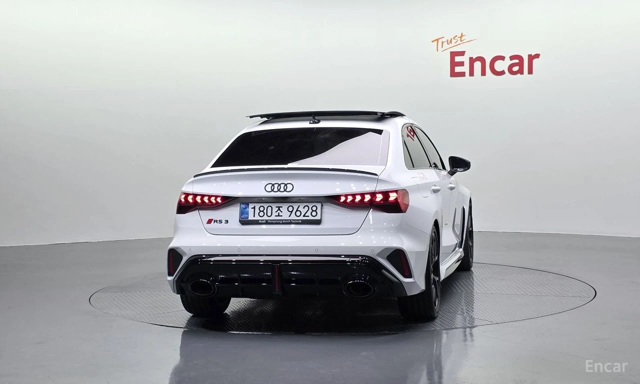 Audi Rs3 2.5* TFSI* QUATTRO, снимка 2 - Автомобили и джипове - 54852574