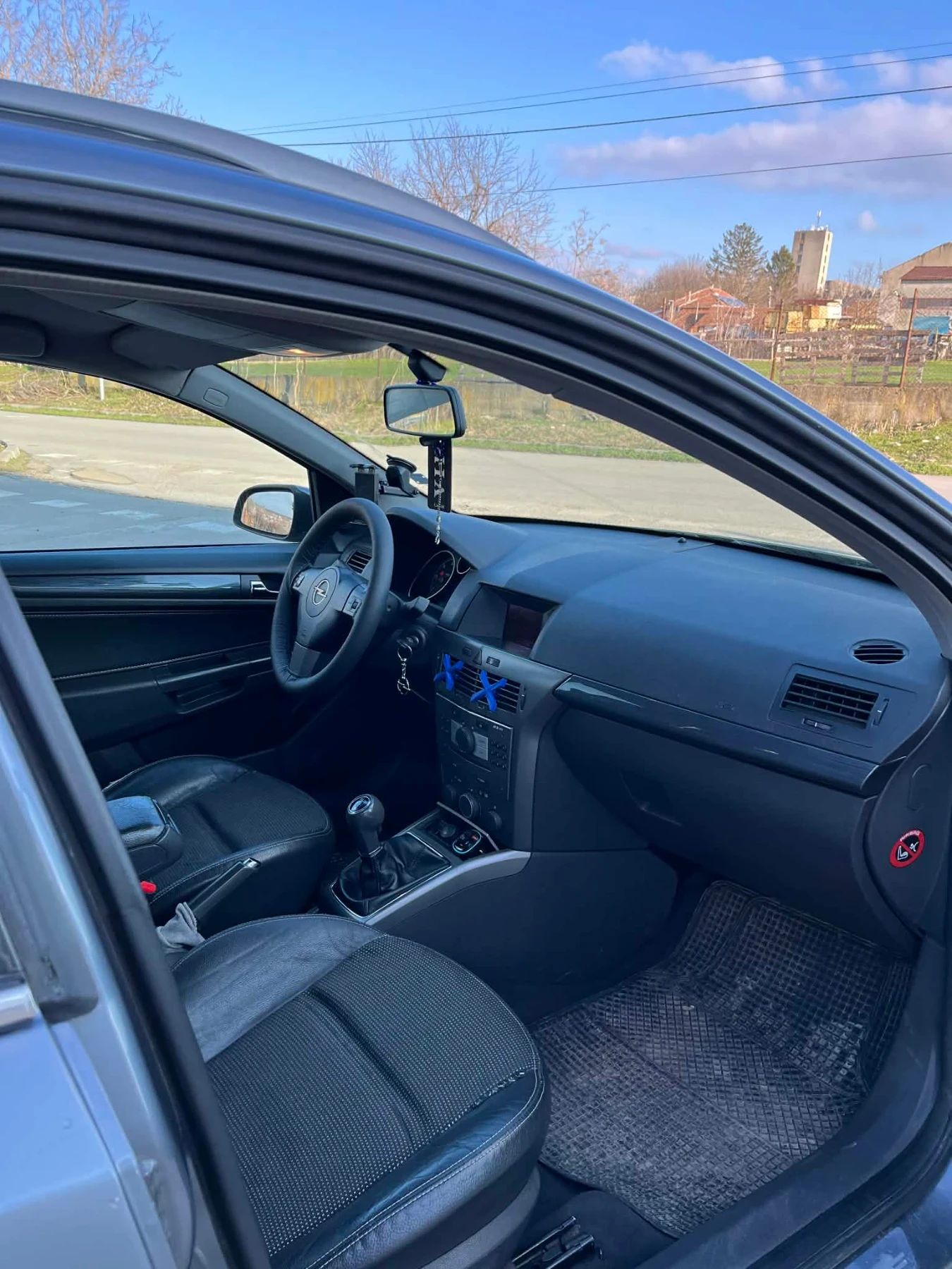 Opel Astra 1.7 CDTI, снимка 6 - Автомобили и джипове - 54837434