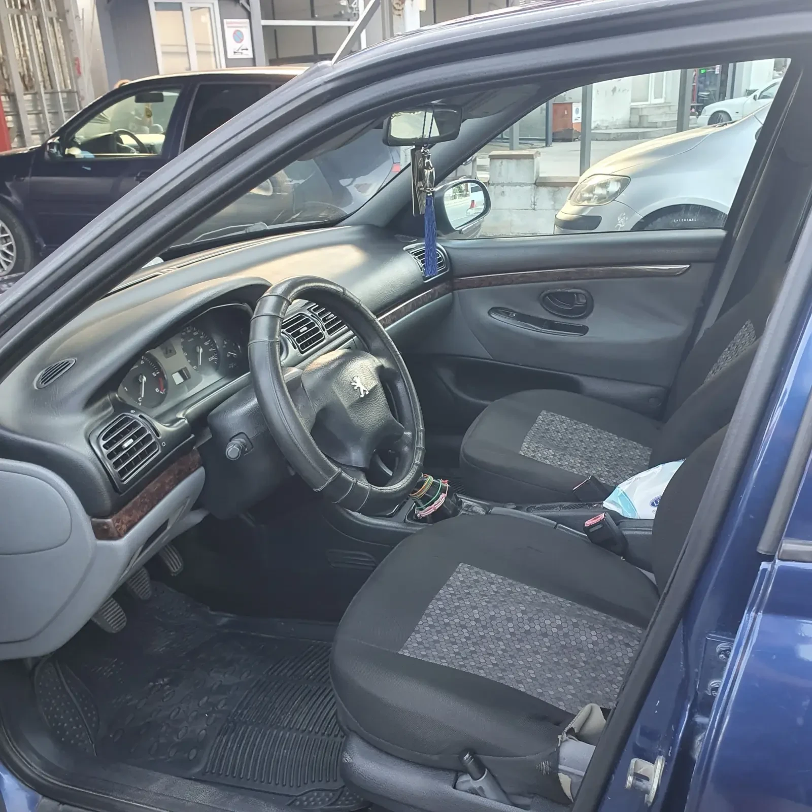 Peugeot 406 2.0 HDI, снимка 8 - Автомобили и джипове - 54944197