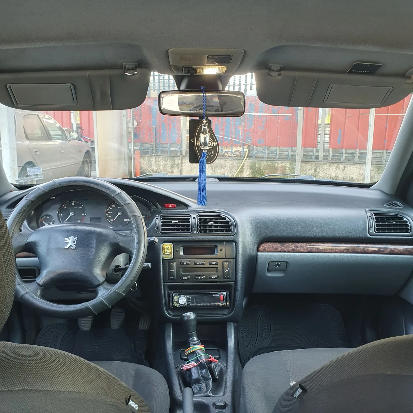 Peugeot 406 2.0 HDI, снимка 11 - Автомобили и джипове - 54944197