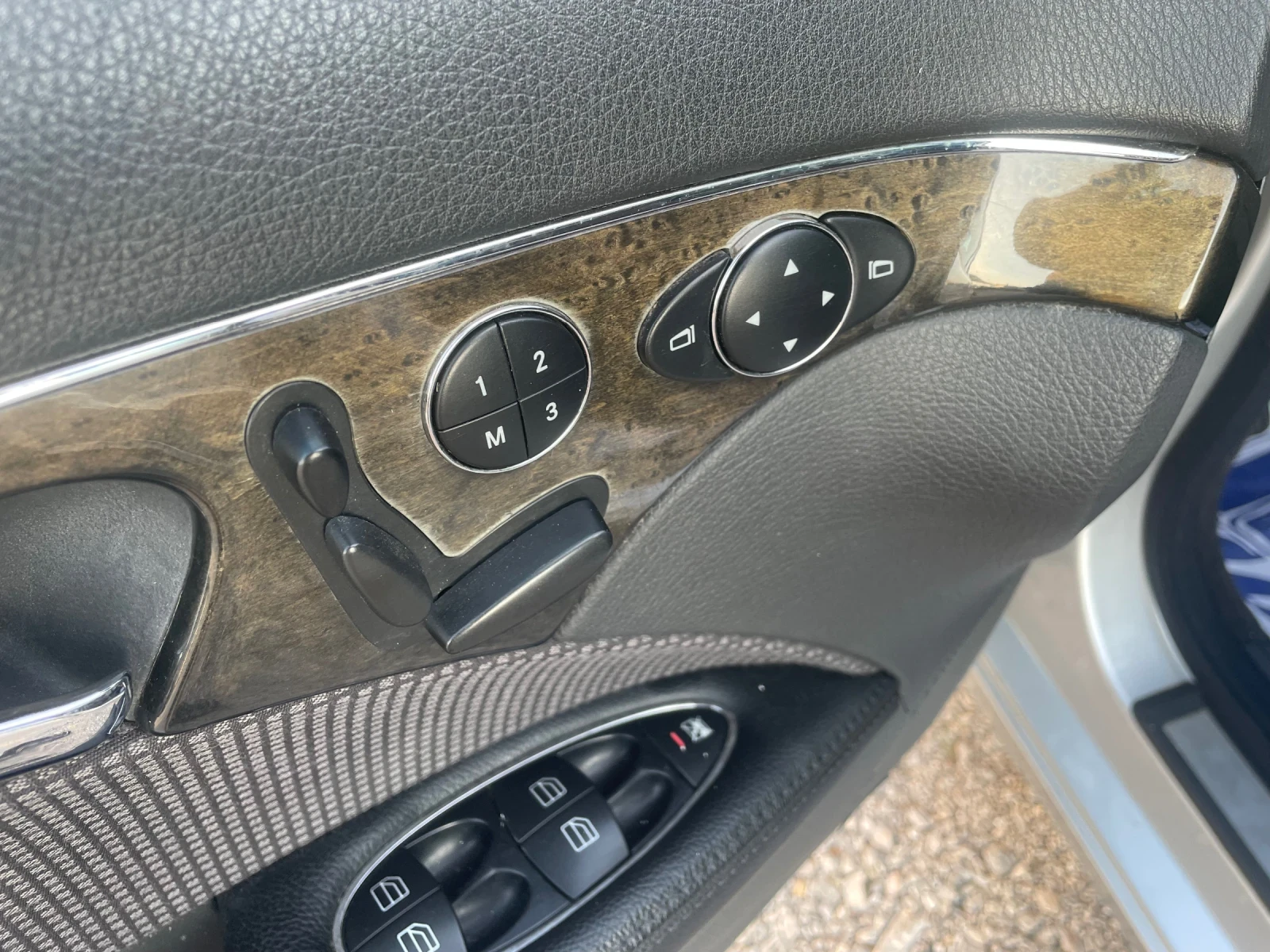 Mercedes-Benz E 320 ��� 🔝 | Mobile.bg � ����������� 12