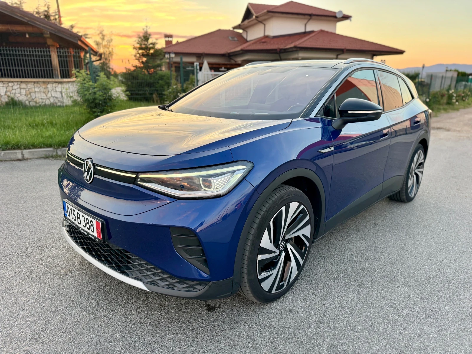 VW ID.4 1st ProPerfomance* 360* Panorama* 82kw* FULL* FULL, снимка 2 - Автомобили и джипове - 55371838