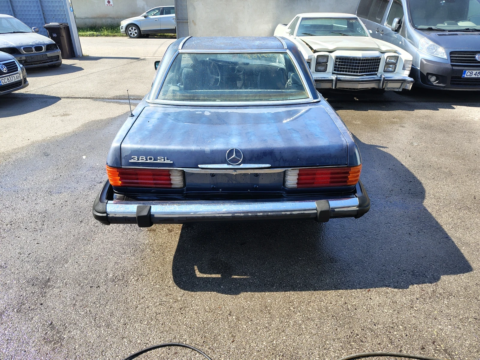 Mercedes-Benz SL 380 USA 1981 г., снимка 3 - Автомобили и джипове - 55586062