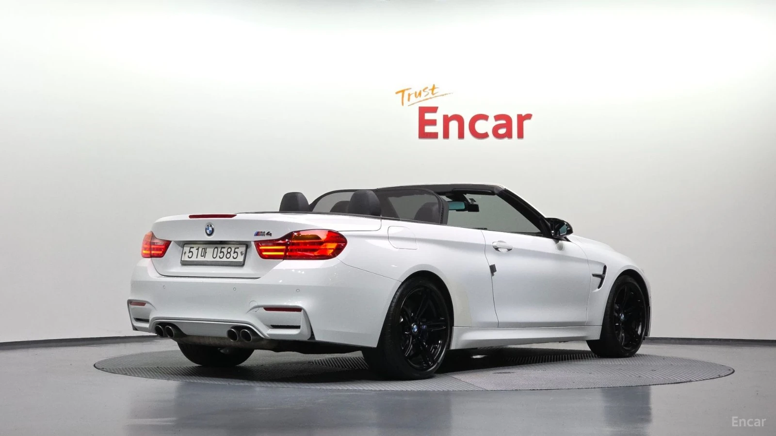 BMW M4 HARMAN* KARDON* 360* КАМЕРА* HUD* ПОДГРЕВ* KEYLESS, снимка 3 - Автомобили и джипове - 55612068