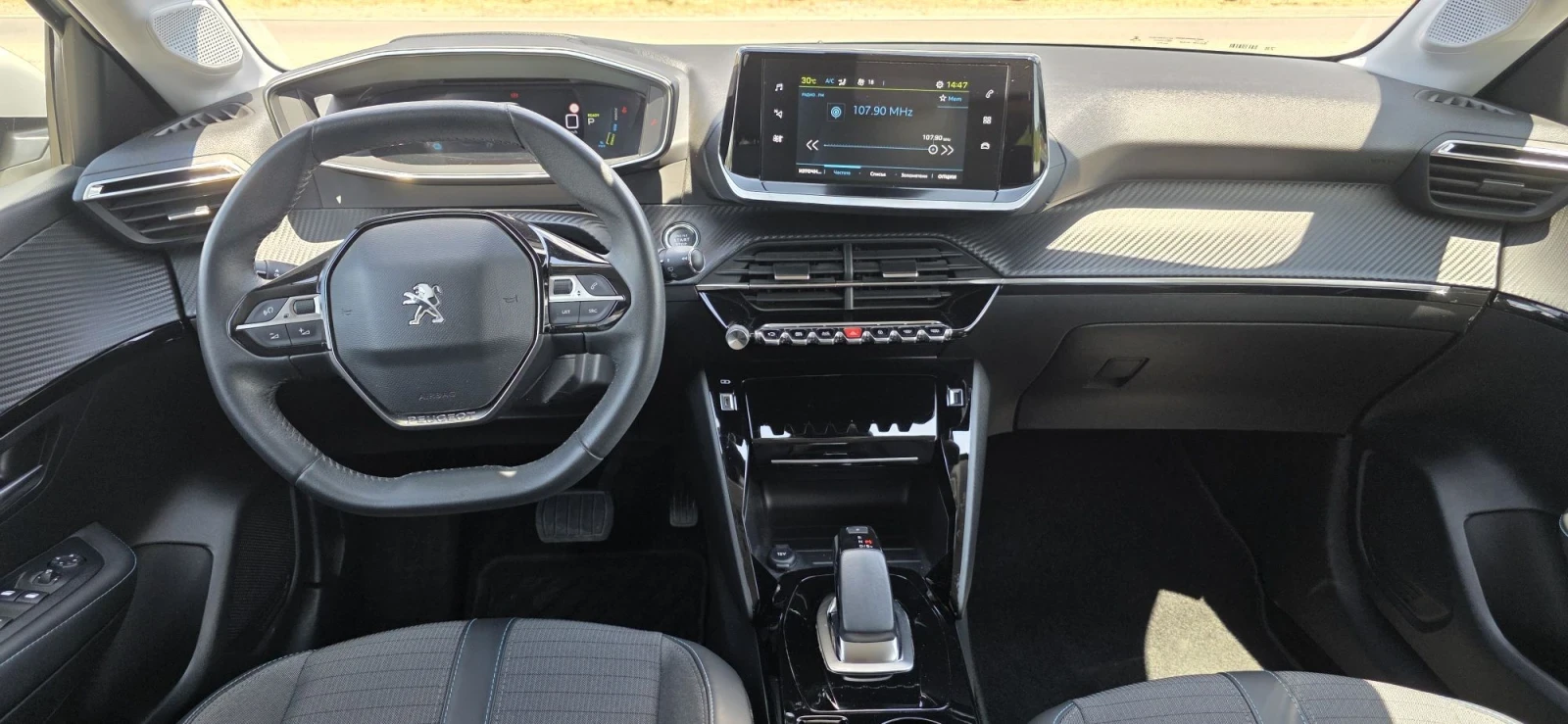 Peugeot 208 Electric drive/50KWh/Full Led, снимка 9 - Автомобили и джипове - 56232471