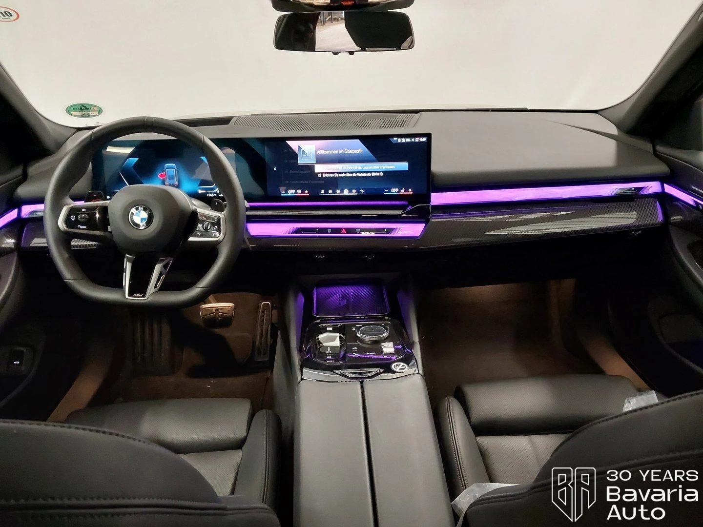 BMW 520 i Touring Steptronic, снимка 6 - Автомобили и джипове - 56302735