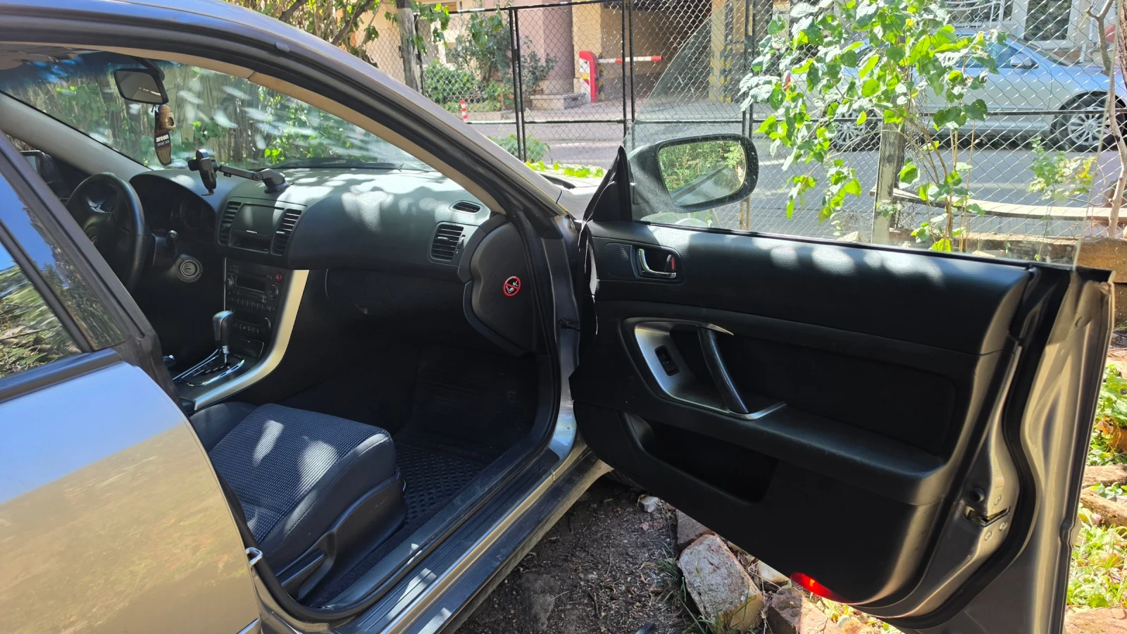 Subaru Outback 2.5 BOXER, снимка 12 - Автомобили и джипове - 56311808