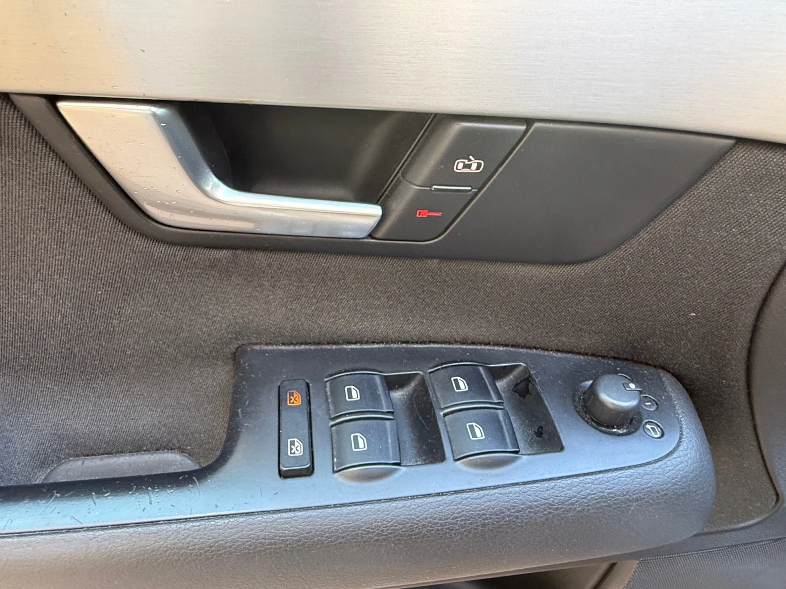 Audi A4 2.0 TDI, снимка 9 - Автомобили и джипове - 56312590