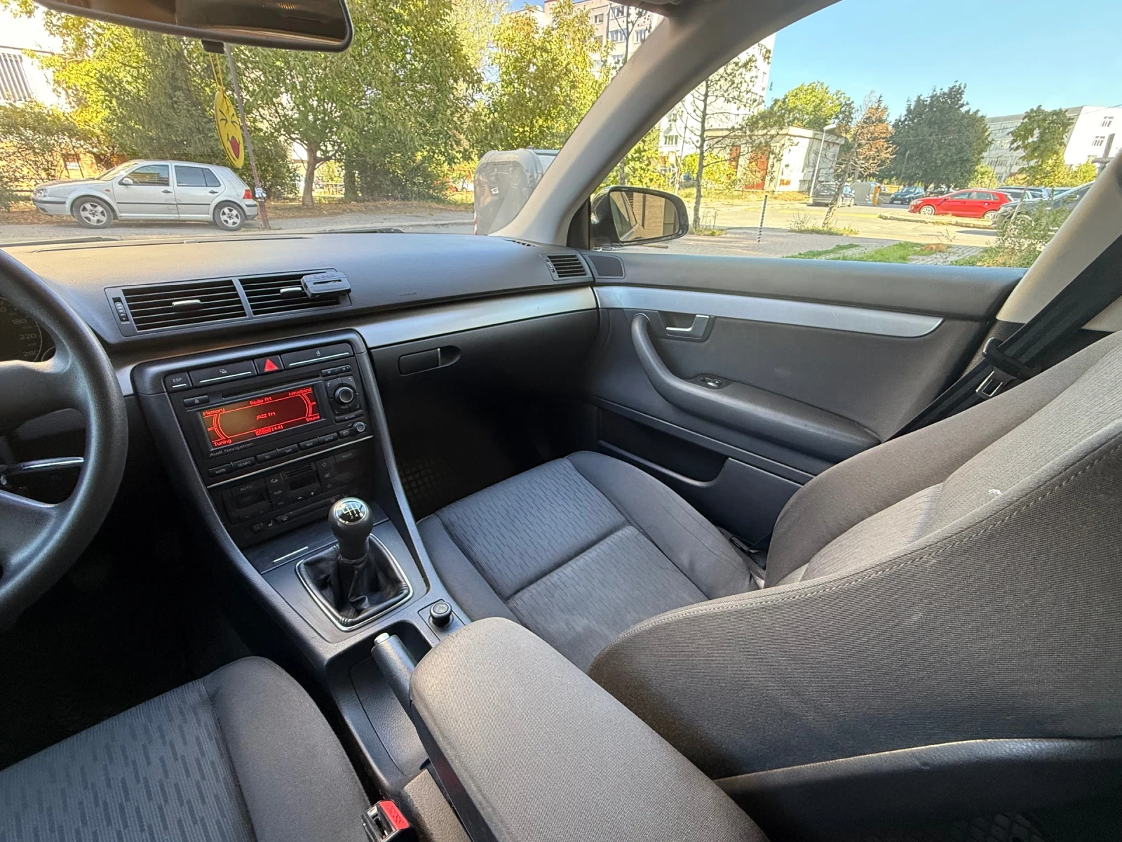 Audi A4 2.0 TDI, снимка 14 - Автомобили и джипове - 56312590