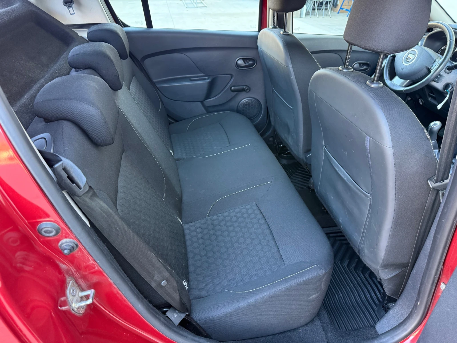 Dacia Sandero 1.2 16V, снимка 10 - Автомобили и джипове - 56362114