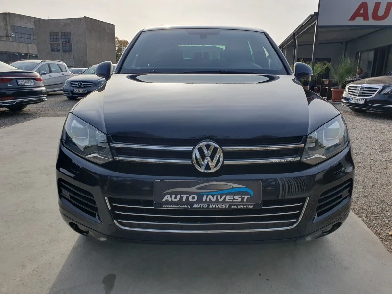 VW Touareg АВТОМАТ, снимка 2 - Автомобили и джипове - 44100752