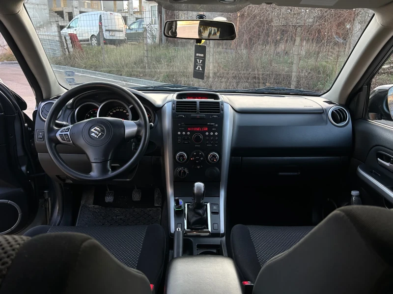 Suzuki Vitara TOP, снимка 9 - Автомобили и джипове - 52849531