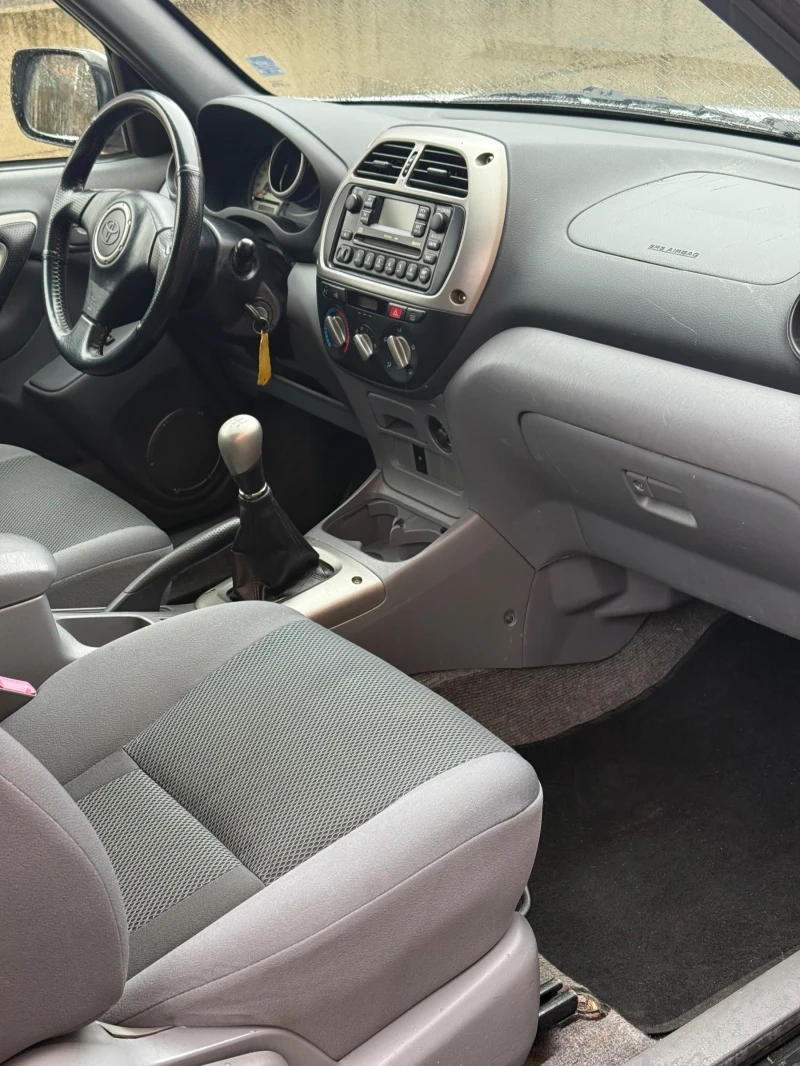 Toyota Rav4 2000  ГАЗОВ ИНЖЕКЦИОН/ Бензин, снимка 14 - Автомобили и джипове - 53060969
