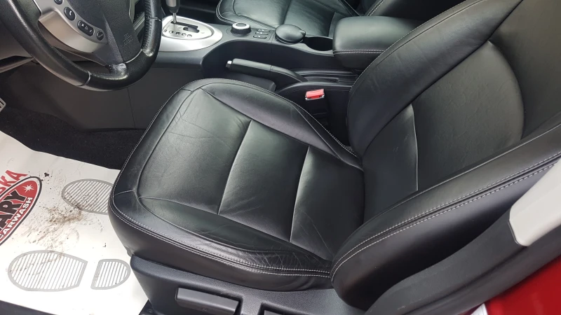 Nissan Qashqai 2.0iAVTOMAT, снимка 10 - Автомобили и джипове - 53119172